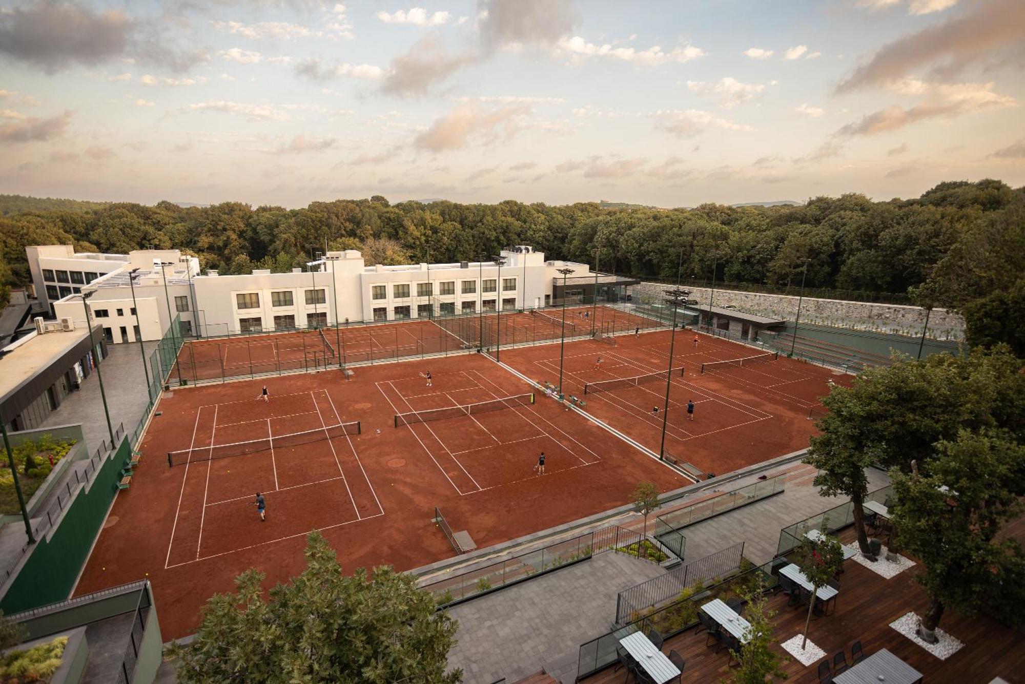 Inventist Hotel Sports Academy Istanbul Exterior photo